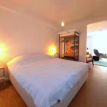 Bright And Stylish Next To The Sea! Daire