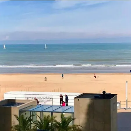 Bright And Stylish Next To The Sea! Apartamento